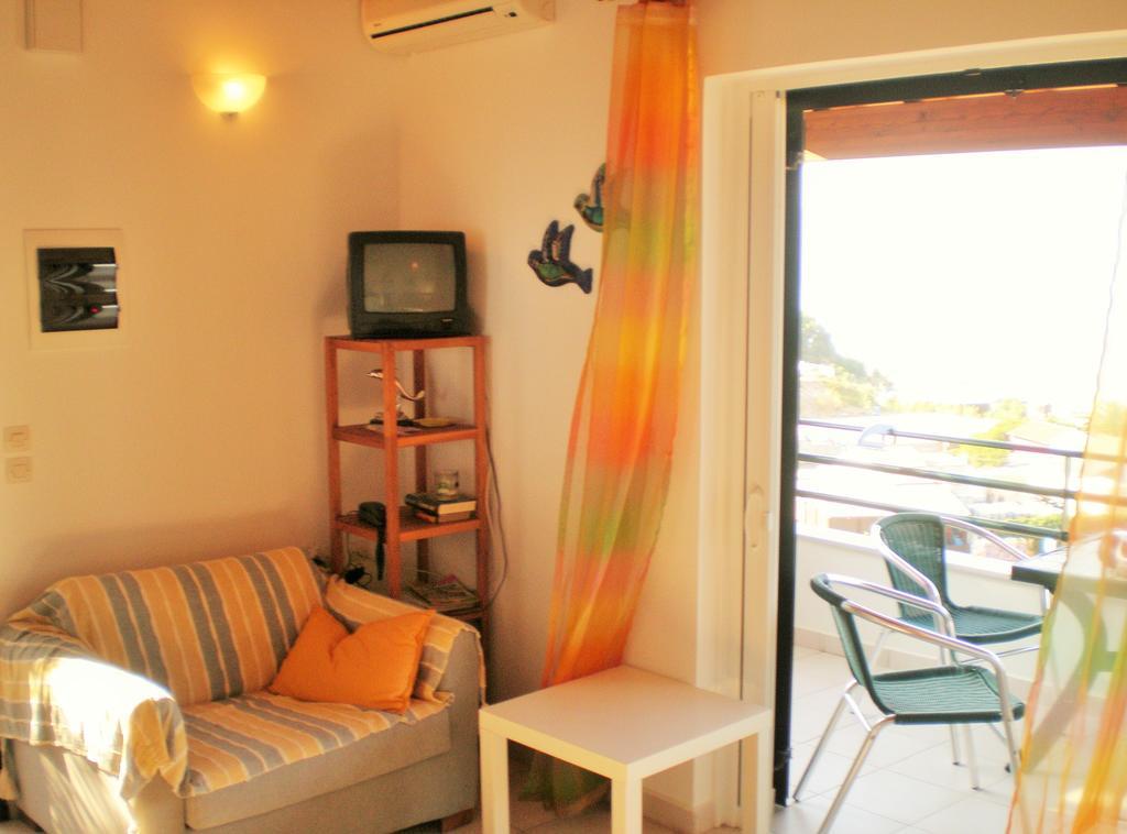 Menigos Resort - Διαμέρισμα Αριθμός 168 Pelekas Bagian luar foto